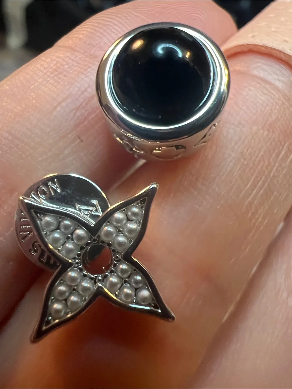 Silver Black/ Silver Pearl Posts Stud Earrings